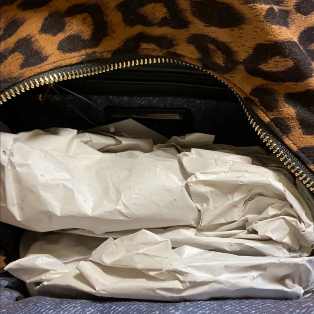 Leopard backpack - Picture 3 of 6